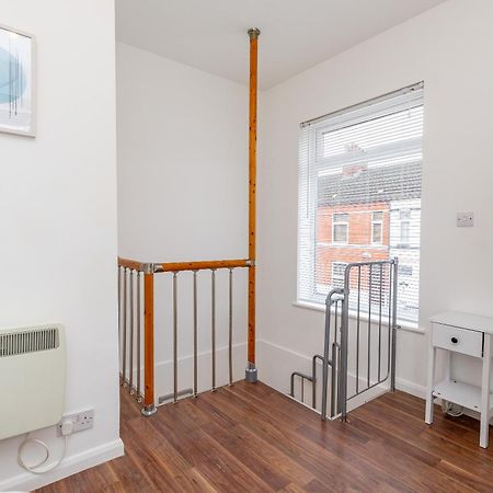 Villa 33 Stanley Road à Northampton Extérieur photo